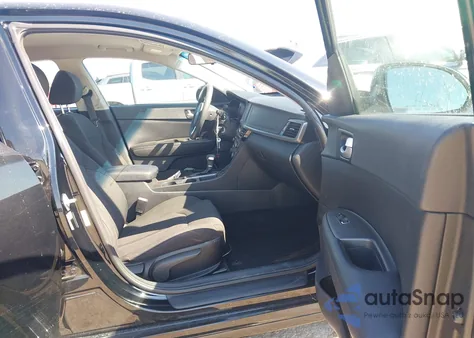 2018 Kia Optima Lx z USA, uszkodzony, nr VIN 5XXGT4L34JG263496